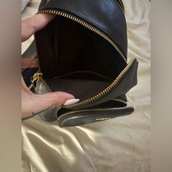 Sold - Picture 7 of 9